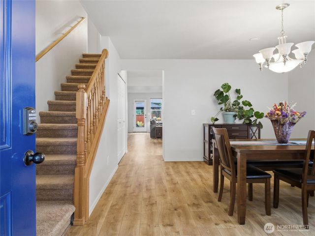 3709 4th Avenue NW, Olympia, WA 98502