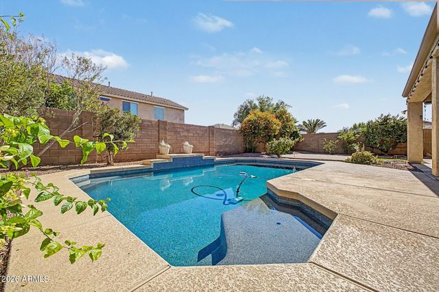91 W ROADRUNNER Drive, Chandler, AZ 85286
