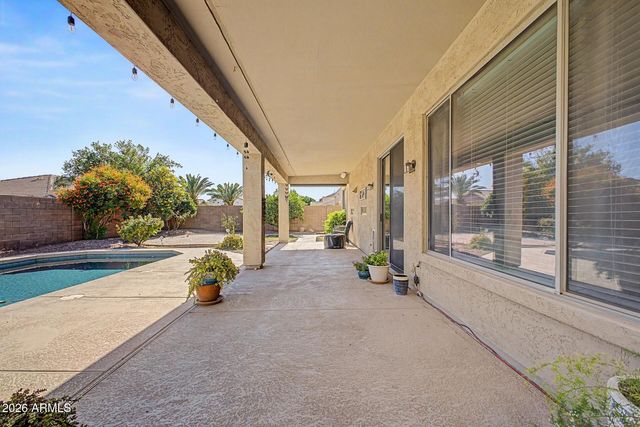 91 W ROADRUNNER Drive, Chandler, AZ 85286