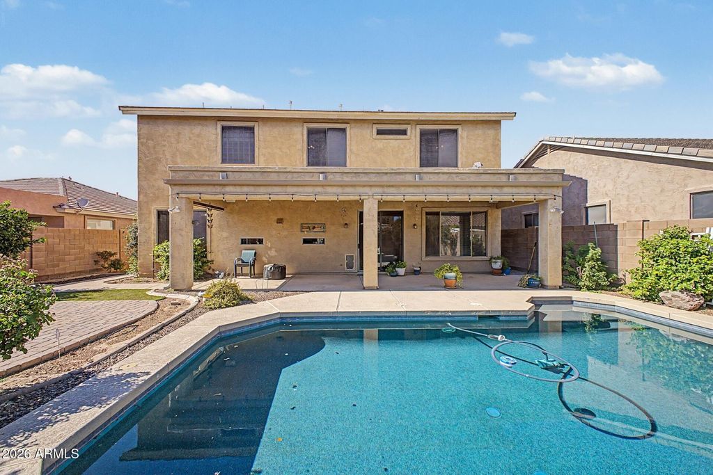 91 W ROADRUNNER Drive, Chandler, AZ 85286 — photo 2