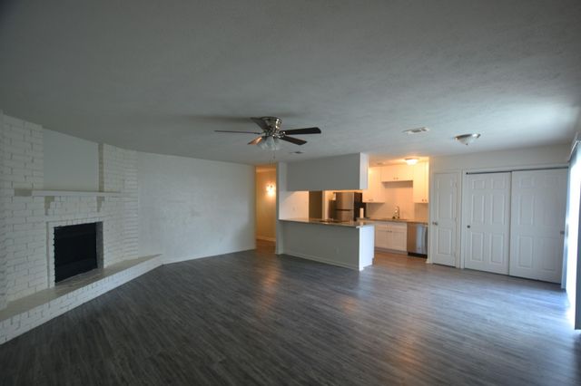 24215 Beef Canyon Drive, Hockley, TX 77447