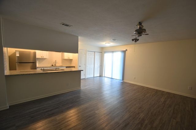 24215 Beef Canyon Drive, Hockley, TX 77447