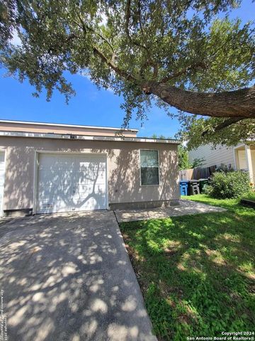 8009 Maverick Climb, San Antonio, TX 78250