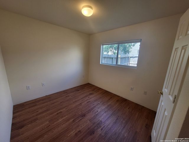 8009 Maverick Climb, San Antonio, TX 78250