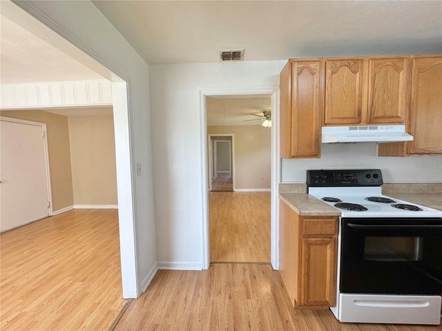 921 AVENUE E NE, Winter Haven, FL 33881