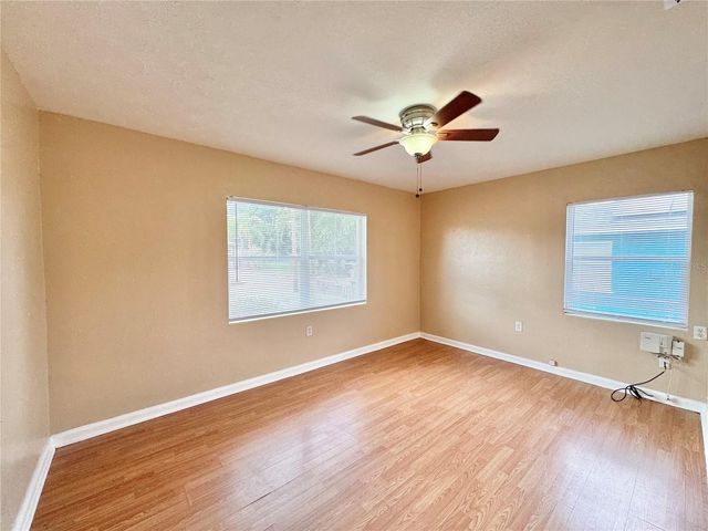 921 AVENUE E NE, Winter Haven, FL 33881