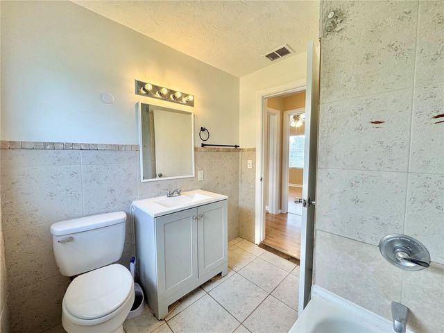921 AVENUE E NE, Winter Haven, FL 33881