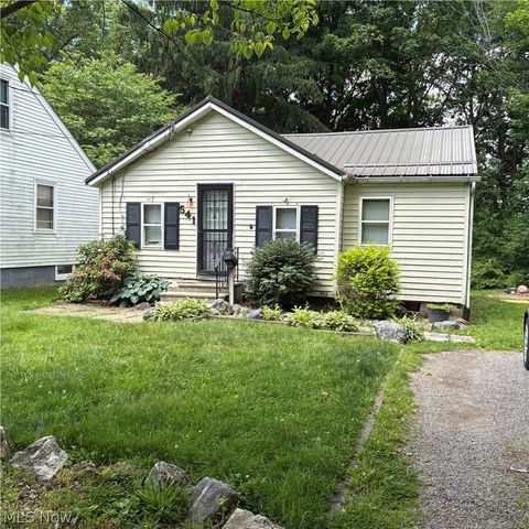 541 Clinton Street, Ravenna, OH 44266