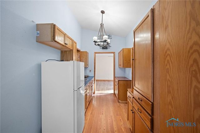 3221 Talmadge Road, Toledo, OH 43606