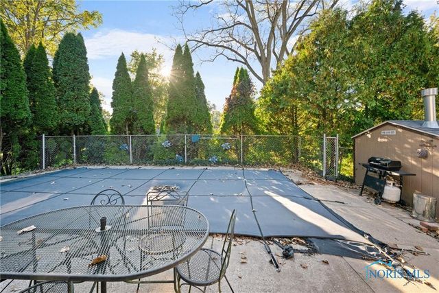 3221 Talmadge Road, Toledo, OH 43606