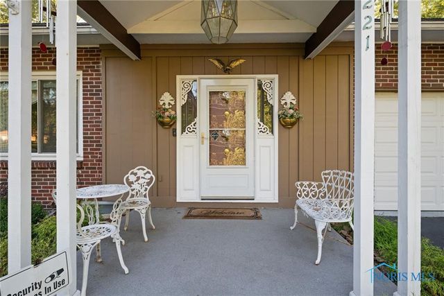 3221 Talmadge Road, Toledo, OH 43606