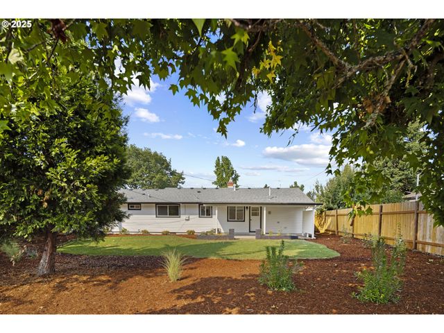 2670 Sw EDGEMOOR Ave, Beaverton, OR 97005