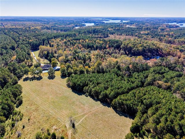 194 Rocky River Plant Road, Calhoun Falls, SC 29628