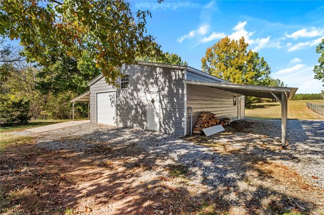 194 Rocky River Plant Road, Calhoun Falls, SC 29628
