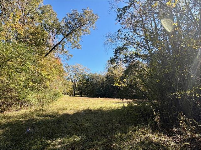 194 Rocky River Plant Road, Calhoun Falls, SC 29628
