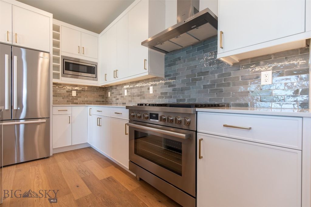 4204 Ravalli 203, Bozeman, MT 59718