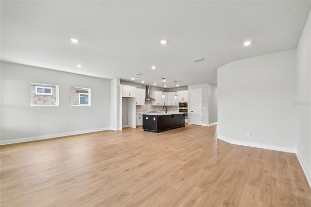 5693 LEAFLET TRAIL, Mount Dora, FL 32757