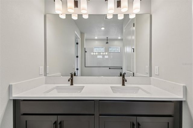 5693 LEAFLET TRAIL, Mount Dora, FL 32757