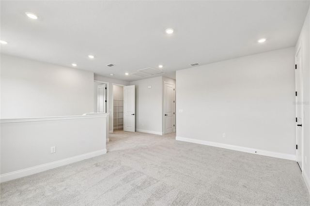 5693 LEAFLET TRAIL, Mount Dora, FL 32757