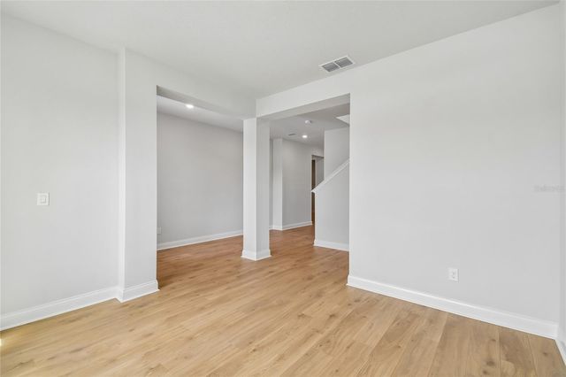 5693 LEAFLET TRAIL, Mount Dora, FL 32757