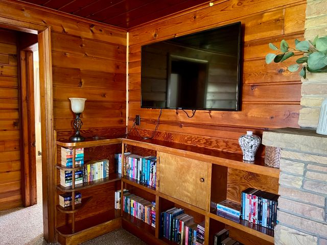 3325 N Us-23 N, Au Sable, MI 48750
