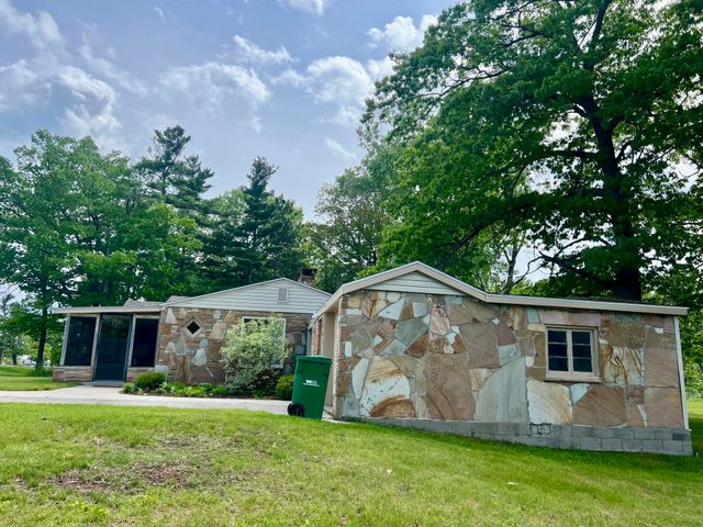 3325 N Us-23 N, Au Sable, MI 48750