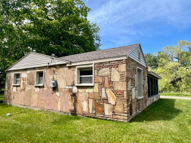 3325 N Us-23 N, Au Sable, MI 48750