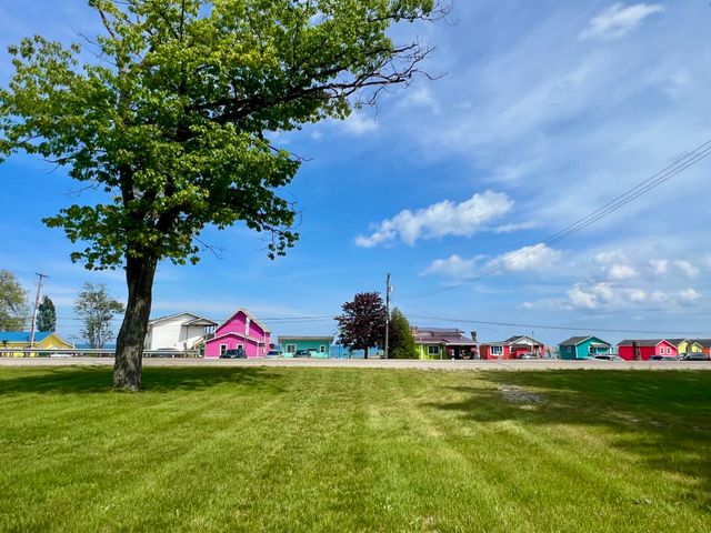 3325 N Us-23 N, Au Sable, MI 48750