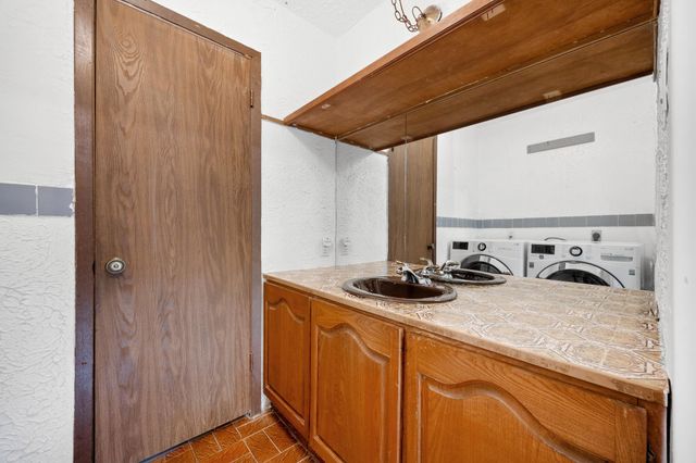 12422 Deer TRAK, Austin, TX 78727