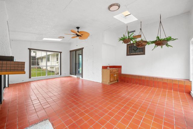 12422 Deer TRAK, Austin, TX 78727