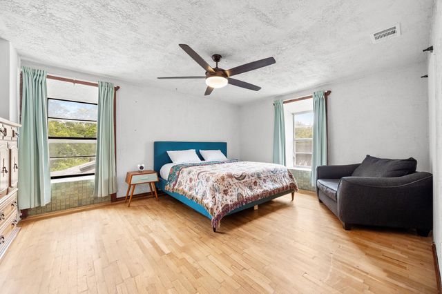 12422 Deer TRAK, Austin, TX 78727