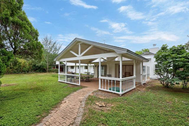 12422 Deer TRAK, Austin, TX 78727