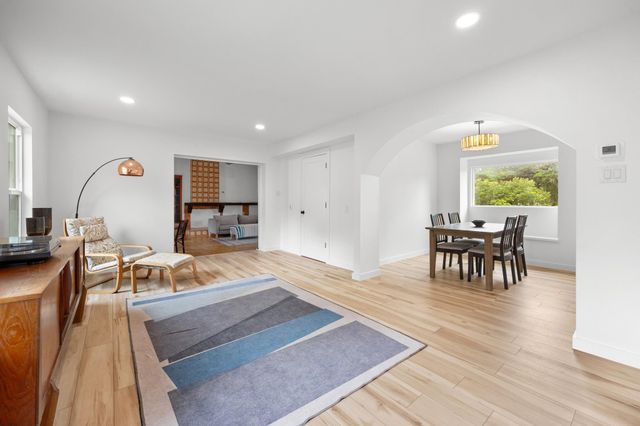 12422 Deer TRAK, Austin, TX 78727