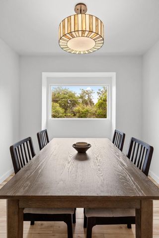 12422 Deer TRAK, Austin, TX 78727