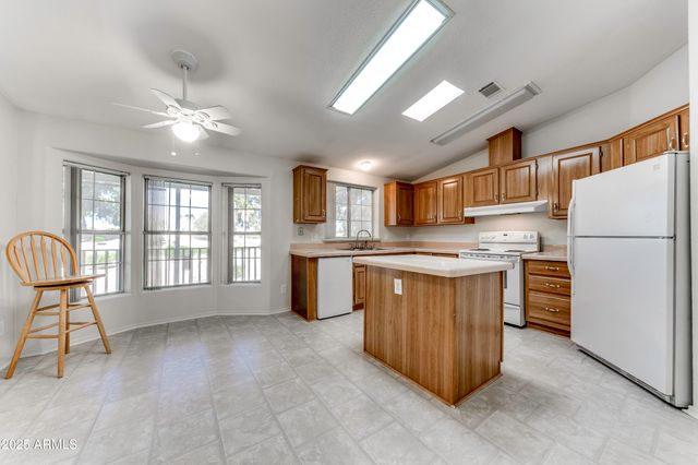 17200 W BELL Road 2360, Surprise, AZ 85374