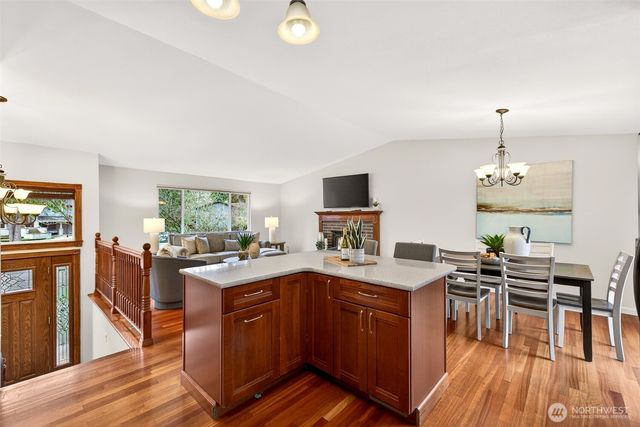 11404 110th Avenue NE, Kirkland, WA 98033