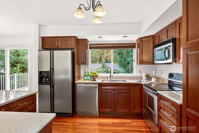 11404 110th Avenue NE, Kirkland, WA 98033