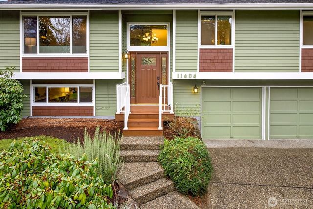 11404 110th Avenue NE, Kirkland, WA 98033