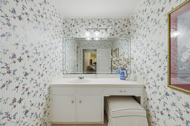 511 W 14th Street, Crowley, LA 70526