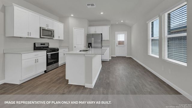205 RAYMONDVILLE PATH, San Marcos, TX 78666