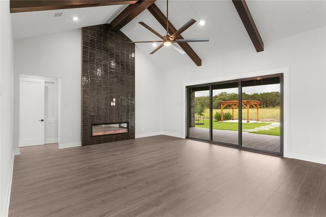 1009 Doelling DR, Florence, TX 76527
