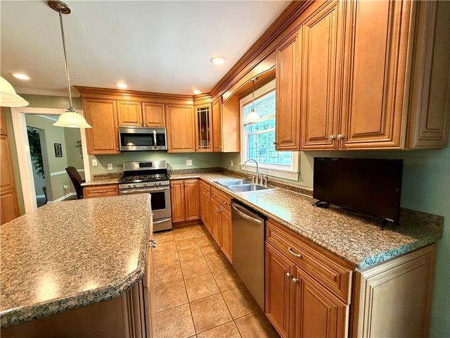 5005 Northlawn Cir, Murrysville, PA 15668