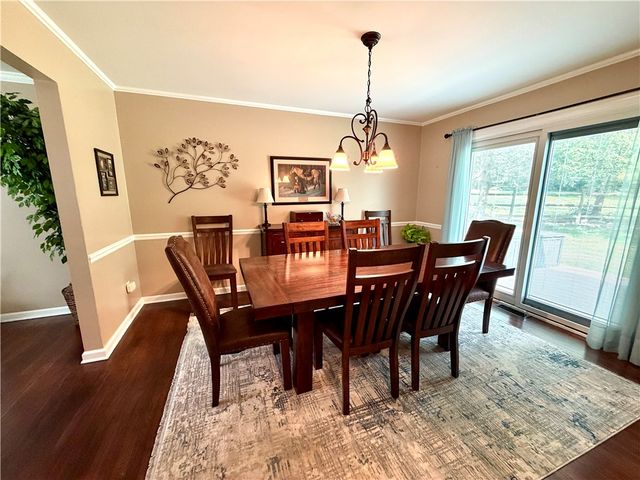 5005 Northlawn Cir, Murrysville, PA 15668
