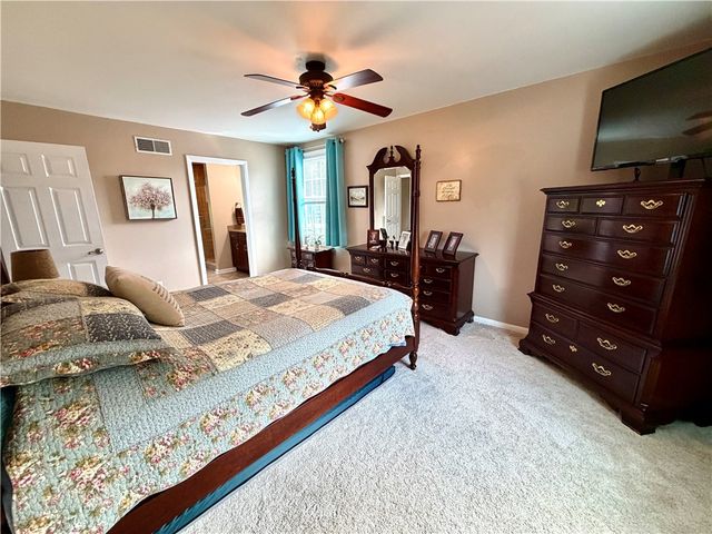 5005 Northlawn Cir, Murrysville, PA 15668