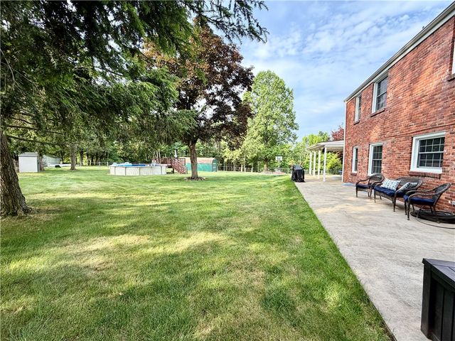 5005 Northlawn Cir, Murrysville, PA 15668