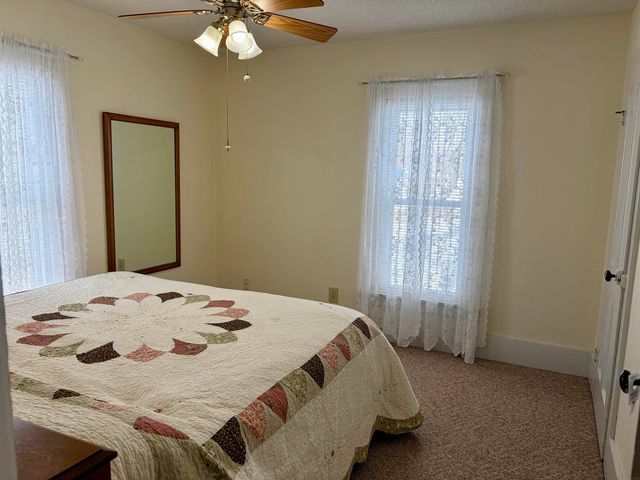 714 SW 4th Avenue, Independence, IA 50644