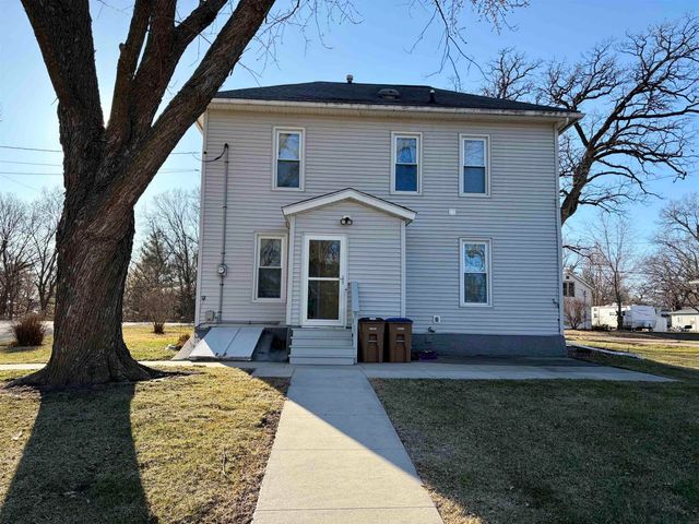 714 SW 4th Avenue, Independence, IA 50644