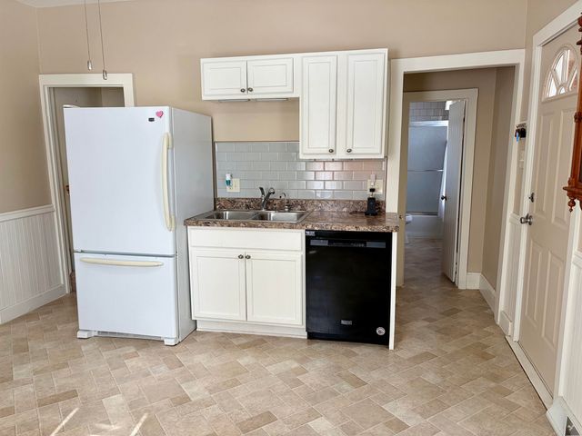 714 SW 4th Avenue, Independence, IA 50644