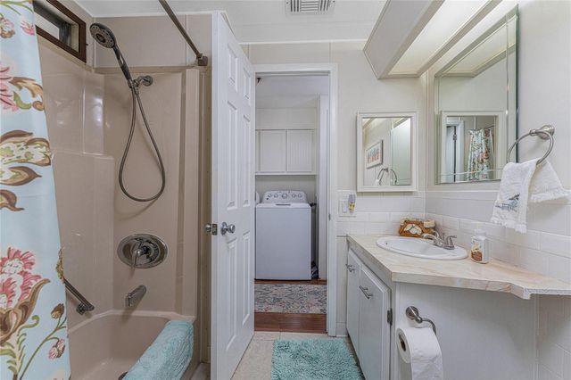 6461 FALCON DRIVE, Englewood, FL 34224