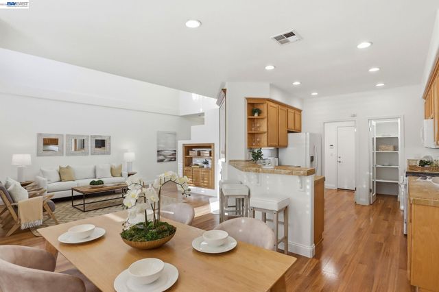 19455 Buren Pl, Castro Valley, CA 94552